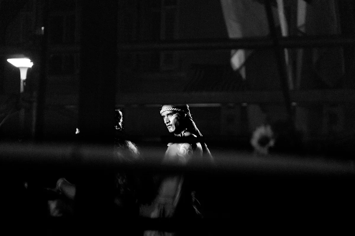 Performance del gruppo polinesiano Mana Maohi al Festival Mondiale del Folklore Gorizia con costumi tradizionali